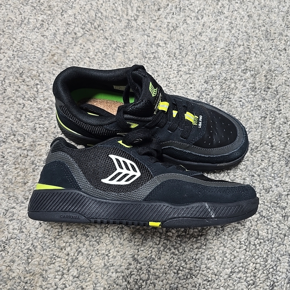 Black and Green Kids Shoes Caruima UBA Pro